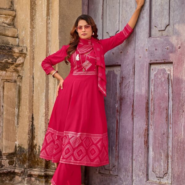 WOOGLEE Rangveli Premium Rayon Handwork Kurti Set with Dupatta