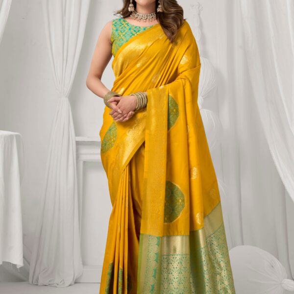 Buy Gobuni Shraddha Full Set 06 Pc Soft Silk Saree at The OM Dresses