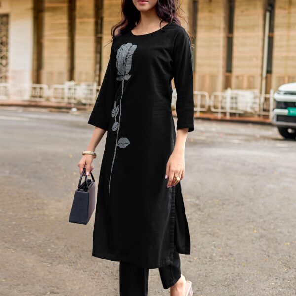 premium-viscose-weaving-texture-close-up-kadlee-levisha