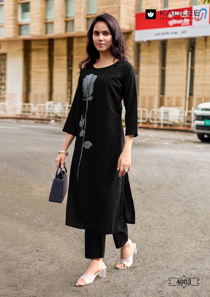 premium-viscose-weaving-texture-close-up-kadlee-levisha