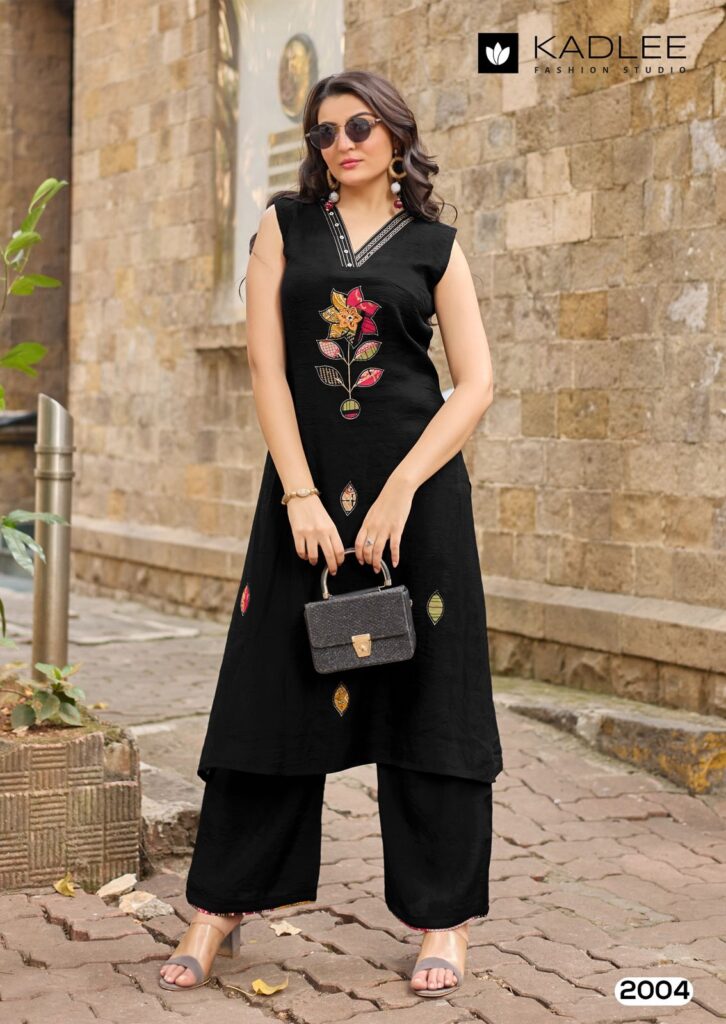 Kadlee Rose Petal design 6 kurti fabric detailing hd photo