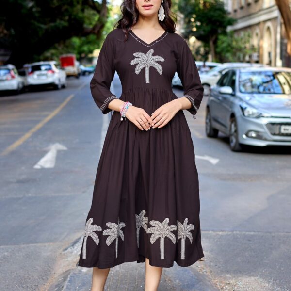 WOOGLEE YAMINI Heavy Rayon Thread & Appliqué Work Kurti Collection