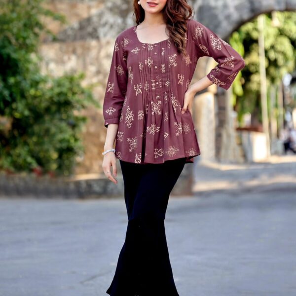 MITTOO CRISPY Short Tops Premium Rayon Print Wholesale Collection