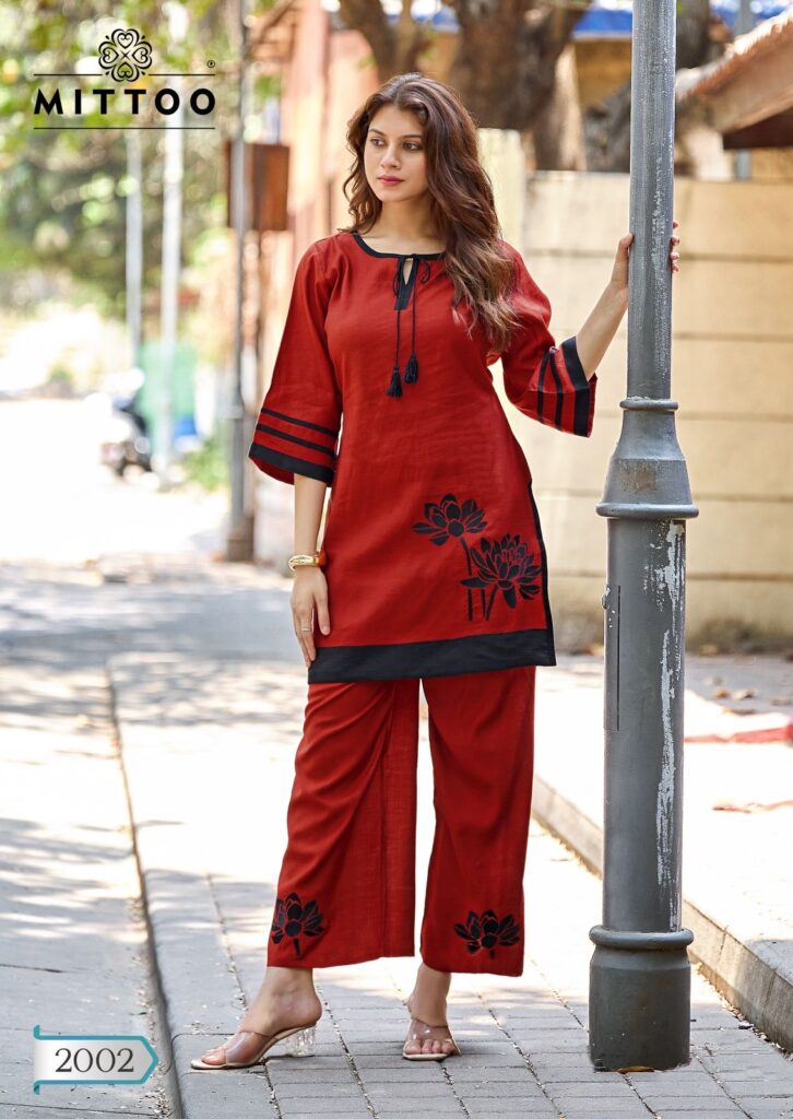 Womens Ethnic Viscose Weaving Suit Marine Life Collection