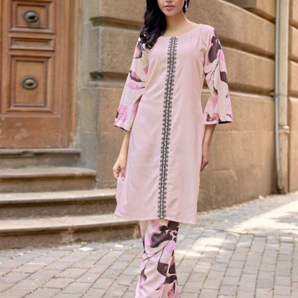WOOGLEE Yanaa Heavy Rayon Thread & Handwork Kurti Set with Rayon Print Bottom