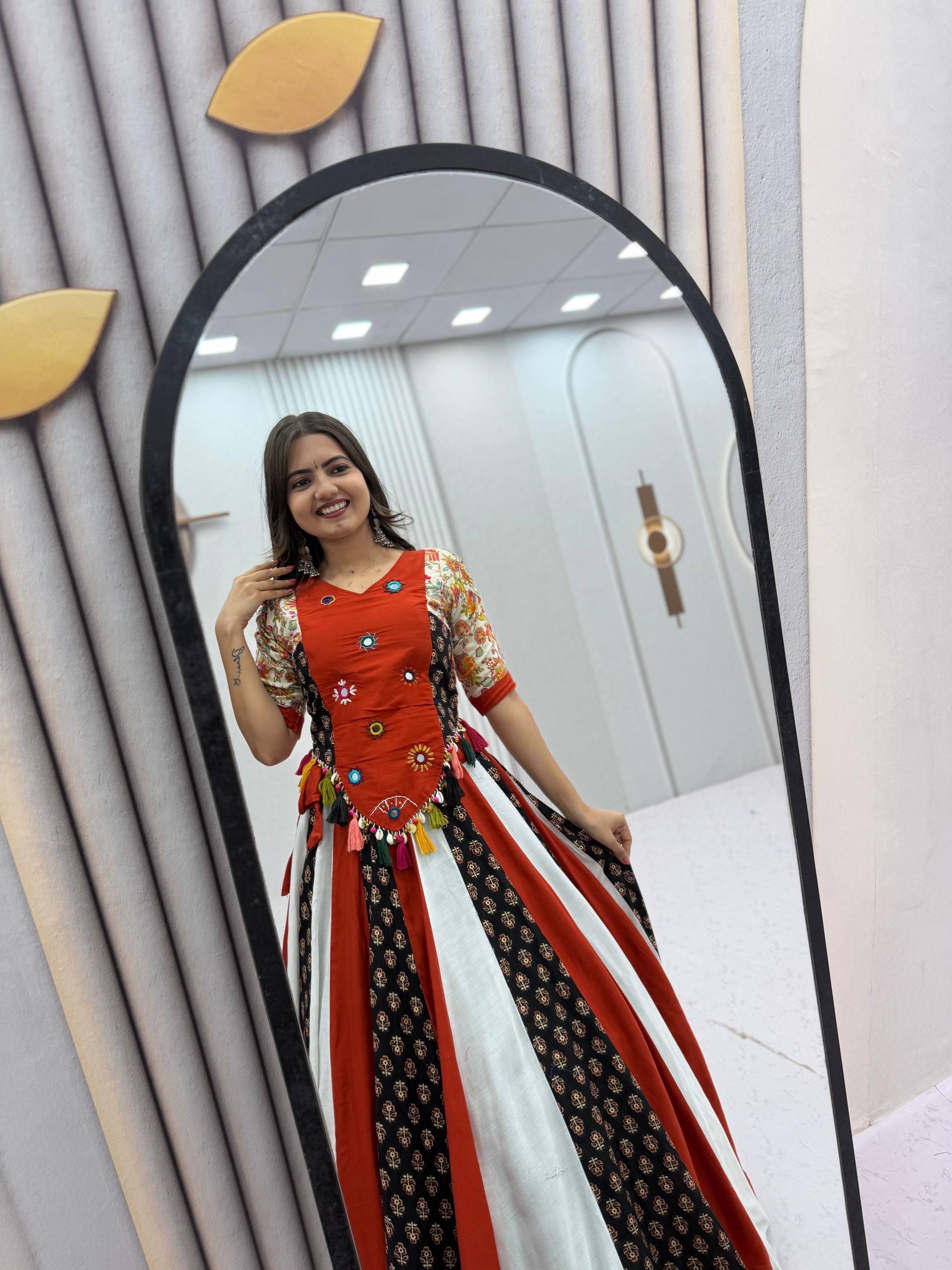 raal-silk-pc-587-kediyu-neck-design.jpg raal silk pc 587 kediyu neck design.jpg